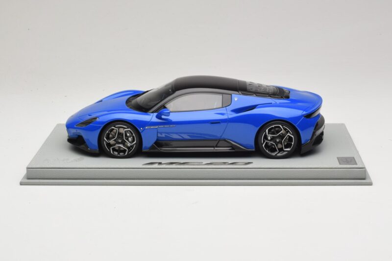Maserati MC20 Blu Infinito BBR 1:18 P18191EMAS Смола