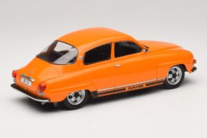 Saab 96 V4 Оранжев MCG 1:18 MCG18654 Метал — снимка 2 от 6