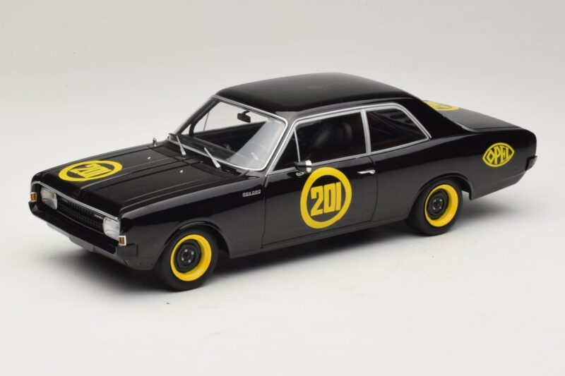Opel Rekord C #201 Black Widow MCG 1:18 MCG18560 Метал
