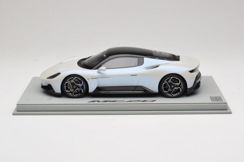 Maserati MC20 Bianco Audace BBR 1:18 P18191AMAS Смола