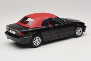 BMW 3 Series E36 Кабриолет Черен MCG 1:18 MCG18318 Метал — снимка 3 от 7