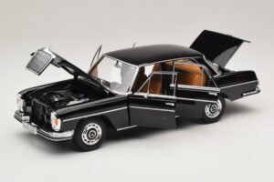 Mercedes 280 SE W108 Черен Norev 1:18 183360 Метал — снимка 2 от 8