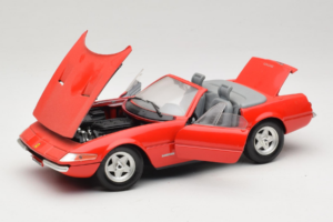 Ferrari 365 GTS/4 Spider Червен Techno Giodi 1:18 40028-P1 Метал — снимка 2 от 8