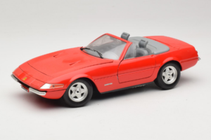 Ferrari 365 GTS/4 Spider Червен Techno Giodi 1:18 40028-P1 Метал