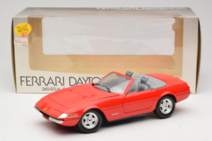 Ferrari 365 GTS/4 Spider Червен Techno Giodi 1:18 40028-P1 Метал — снимка 8 от 8