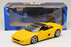 Ferrari F355 Spider Жълт с Черен Покрив UT Models 1:18 180074030-P4 Метал — снимка 8 от 8