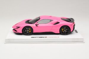 Ferrari SF90 Pack Fiorano Блестящ Qatar Pink BBR 1:18 RACELINE137 Смола — снимка 3 от 7
