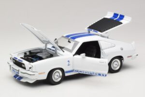 Ford Mustang II Cobra II Charlie's Angels Movie Greenlight 1:18 12880 Метал — снимка 2 от 8
