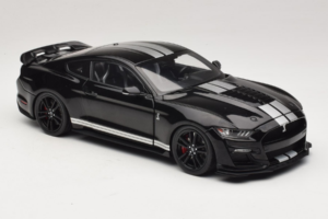 Ford Mustang Shelby GT500 S550 Черен IXO 1:18 U18RDC002-FO Метал — снимка 6 от 8
