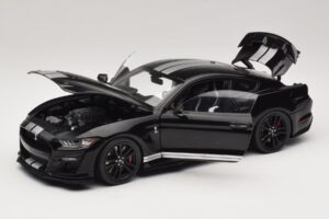 Ford Mustang Shelby GT500 S550 Черен IXO 1:18 U18RDC002-FO Метал — снимка 2 от 8