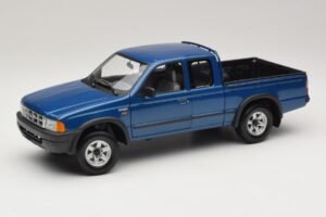 Ford Ranger Super Cab Син Action 1:18 ACTION002 Метал