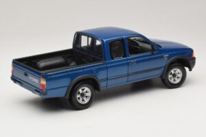 Ford Ranger Super Cab Син Action 1:18 ACTION002 Метал — снимка 3 от 8