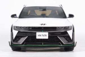 Hyundai Ioniq 5 N DK Edition Atlas White Matt Otto 1:18 OT1227 Смола — снимка 4 от 5