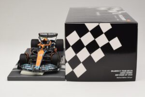 McLaren MCL36 #4 L. Norris Abu Dhabi GP 2022 Minichamps 1:18 537224004 Смола — снимка 7 от 7