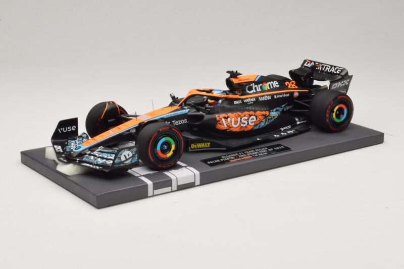 McLaren MCL36 O. Piastri Abu Dhabi Test 2022 Minichamps 1:18 537221828 Смола