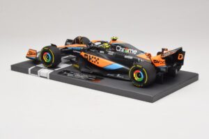 McLaren MCL60 #4 L. Norris 2nd Place Hungarian GP 2023 Minichamps 1:18 537233004 Смола — снимка 5 от 7