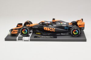 McLaren MCL60 #81 O. Piastri Japanese GP 2023 Minichamps 1:18 537233581 Смола — снимка 3 от 7
