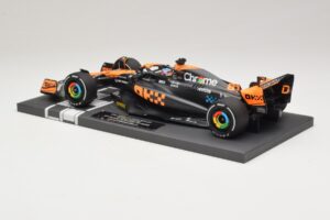 McLaren MCL60 #81 O. Piastri Japanese GP 2023 Minichamps 1:18 537233581 Смола — снимка 5 от 7