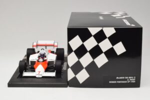 McLaren MP4/2 TAG #7 A. Prost Portuguese GP Winner 1984 Minichamps 1:18 537841807 Смола — снимка 6 от 7
