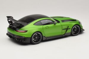 Mercedes AMG GT Black Series C190 Matt Green Metallic Minichamps 1:18 110032022 Метал — снимка 3 от 8