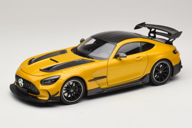 Mercedes AMG GT Black Series C190 Solarbeam Yellow Metallic Minichamps 1:18 110032021 Метал