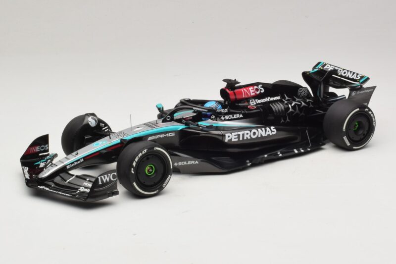 Mercedes AMG Petronas W15 E Performance G. Russell 2024 Minichamps 1:18 110240163 Смола