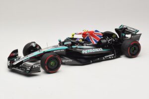 Mercedes AMG Petronas W15 E Performance L. Hamilton Winner British GP 2024 Minichamps 1:18 110241244 Смола