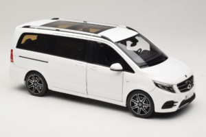Mercedes V-Class W447 AMG Line Бял Norev 1:18 183876 Метал — снимка 6 от 8