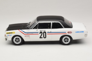 Opel Commodore A #20 H. Greder / P. Pagani Rally Monte Carlo 1971 MCG 1:18 MCG18561R Метал — снимка 3 от 6
