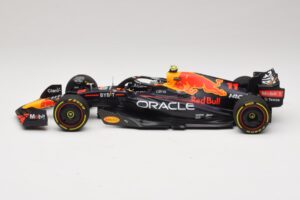 Oracle Red Bull Racing RB18 S. Perez Winner Monaco GP 2022 Minichamps 1:18 110220711 Смола — снимка 3 от 7
