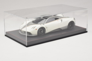 Pagani Huayra Luminous Green AB 1:18 REMC041 Смола — снимка 6 от 7