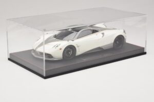 Pagani Huayra Luminous Green AB 1:18 REMC041 Смола — снимка 6 от 7