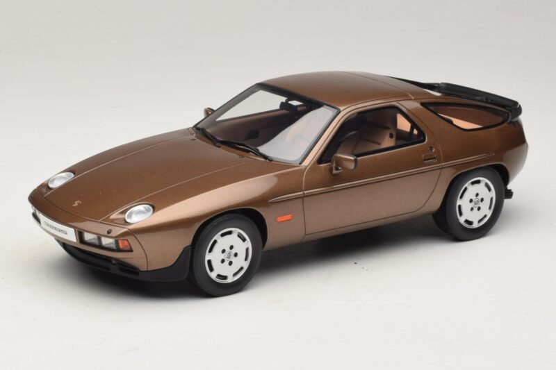 Porsche 928 S Tobacco Metallic GT Spirit 1:18 GT1005 Смола