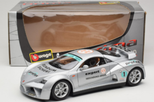 Giugiaro Prima Сребърен Bburago 1:18 33130 Метал — снимка 8 от 8