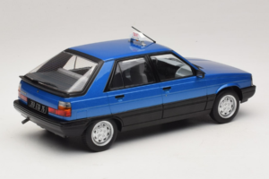 Renault 11 GTL Taxi James Bond MCG 1:18 MCG18833 Метал — снимка 2 от 6