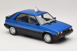 Renault 11 GTL Taxi James Bond MCG 1:18 MCG18833 Метал — снимка 4 от 6
