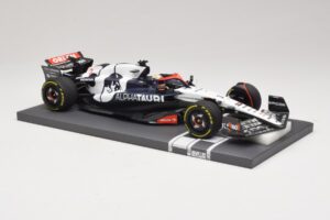 Scuderia AlphaTauri AT04 D. Ricciardo Hungarian GP 2023 Minichamps 1:18 117231203 Смола — снимка 4 от 7