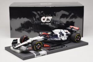Scuderia AlphaTauri AT04 D. Ricciardo Hungarian GP 2023 Minichamps 1:18 117231203 Смола — снимка 7 от 7