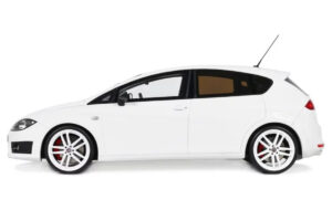 SEAT Leon Cupra R Mk2 Бял Otto 1:18 OT1332 Смола — снимка 3 от 5