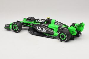 Stake Kick Sauber C44 G. Zhou Emilia Romagna GP 2024 Minichamps 1:18 117240124 Смола — снимка 5 от 7