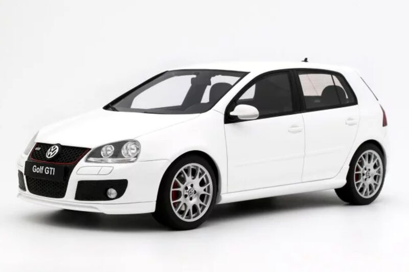 Volkswagen Golf GTI Mk5 Edition 30 Candy White Otto 1:18 OT1250 Смола