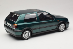 Volkswagen Golf Mk3 VR6 Carat Dragon Green Otto 1:12 G099 Смола — снимка 2 от 6
