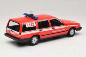 Volvo 740 GL Комби Brandweer Grobbendonk Minichamps 1:18 155171795 Метал — снимка 2 от 6