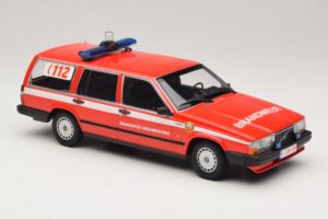Volvo 740 GL Комби Brandweer Grobbendonk Minichamps 1:18 155171795 Метал — снимка 4 от 6