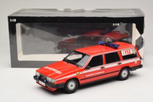 Volvo 740 GL Комби Brandweer Grobbendonk Minichamps 1:18 155171795 Метал — снимка 6 от 6