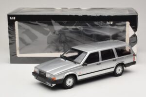 Volvo 740 GL Комби Сребърен Minichamps 1:18 155171770 Метал — снимка 6 от 6