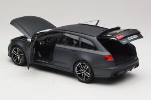 Audi RS6 C7 Avant Daytona Grey Minichamps 1:18 5011216225 Метал — снимка 5 от 8