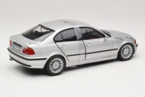 BMW 3-Series E46 6-Cylinder Сребърен UT Models 1:18 20512 Метал — снимка 2 от 6