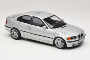 BMW 3-Series E46 6-Cylinder Сребърен UT Models 1:18 20512 Метал — снимка 4 от 6