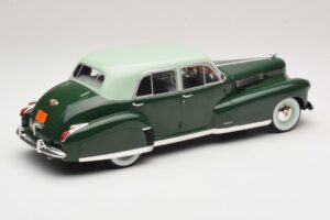 Cadillac Fleetwood Series 60 Special Зелен MCG 1:18 MCG18657 Метал — снимка 2 от 6